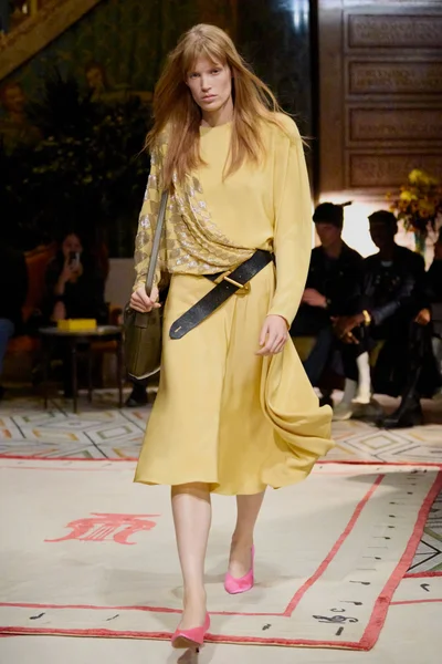 Look 21